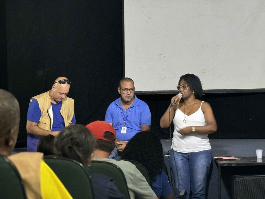 combate-a-dengue-e-tema-de-aula-pratica-em-mesquita