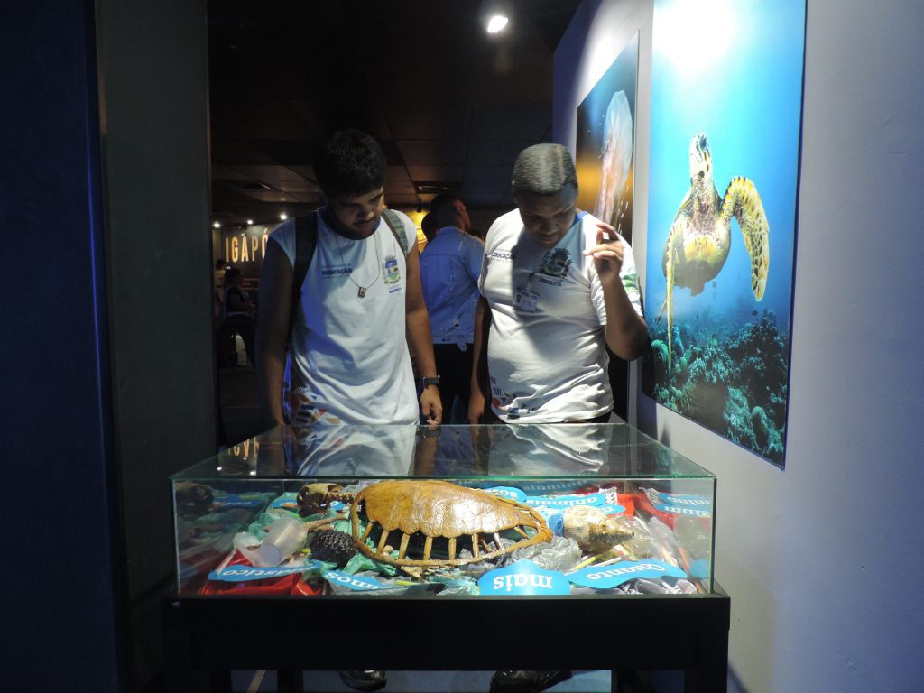 estudantes-de-mesquita-visitam-o-aquario