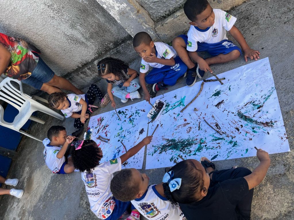 (1)semana-mundial-do-brincar-agita-escolas-de-mesquita