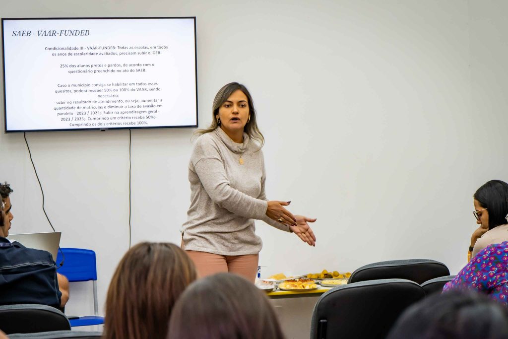 educacao-de-mesquita-se-organiza-para-o-censo-escolar-2025