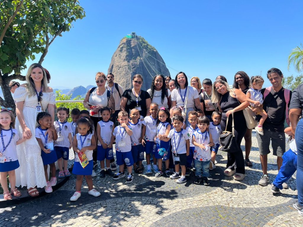 estudantes-de-mesquita-e-responsaveis-visitam-pao-de-acucar