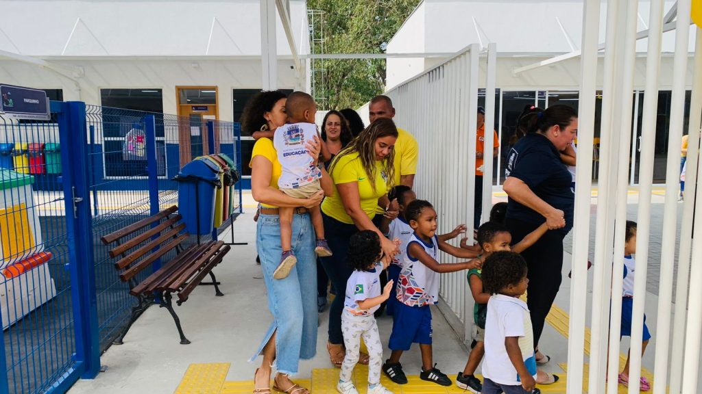simulados-de-evacuacao-para-incendios-em-escola-recem-inaugurada