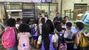 estudantes-de-mesquita-visitam-museu-da-coopama