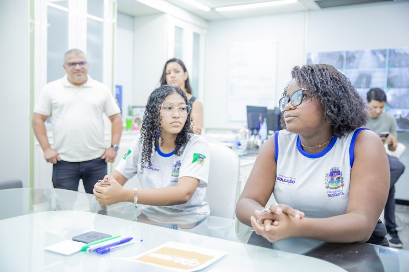 estudantes-destaque-em-conferencia-ambiental-nacional-visitam-gabinete-executivo-de-mesquita
