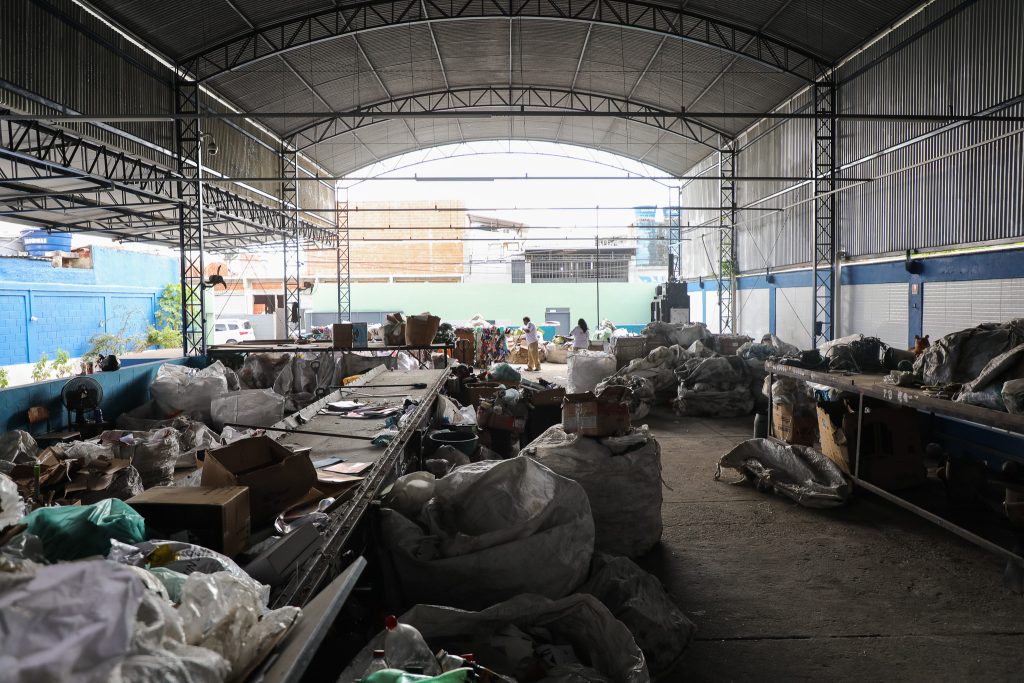 galpao-de-coleta-seletiva-chico-mendes-e-inaugurado-em-mesquita