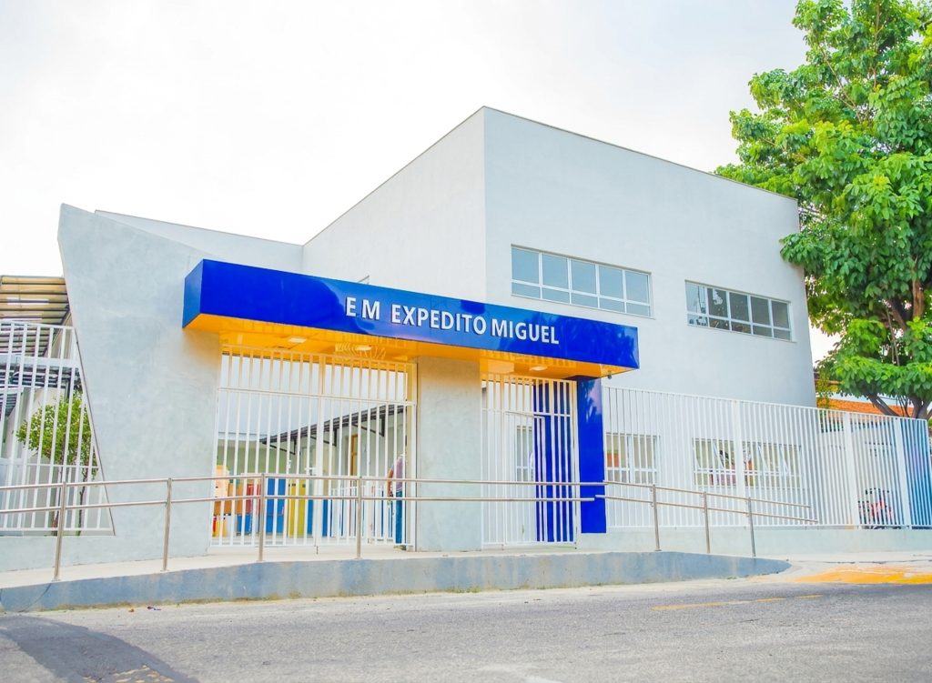 escola-municipal-expedito-miguel-e-reinaugurada-em-mesquita