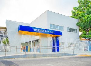 escola-municipal-expedito-miguel-e-reinaugurada-em-mesquita