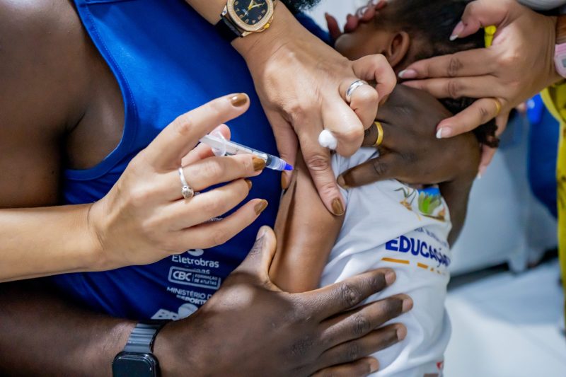 mesquita-inicia-campanha-de-vacinacao-nas-escolas