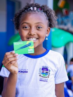 Cartão Alimentação é fator decisivo no crescimento de matrículas da rede pública de Mesquita 