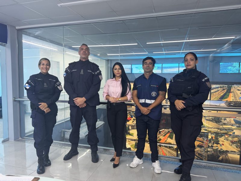 policiais-do-20o-batalhao-realizam-visita-tecnica-no-CCO