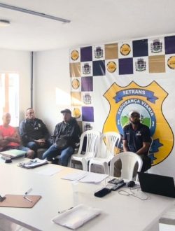 Dia de capacitações para agentes de trânsito de Mesquita