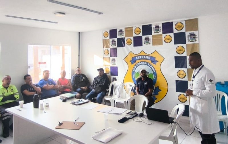 dia-de-capacitacoes-para-agentes-transito-de-mesquita