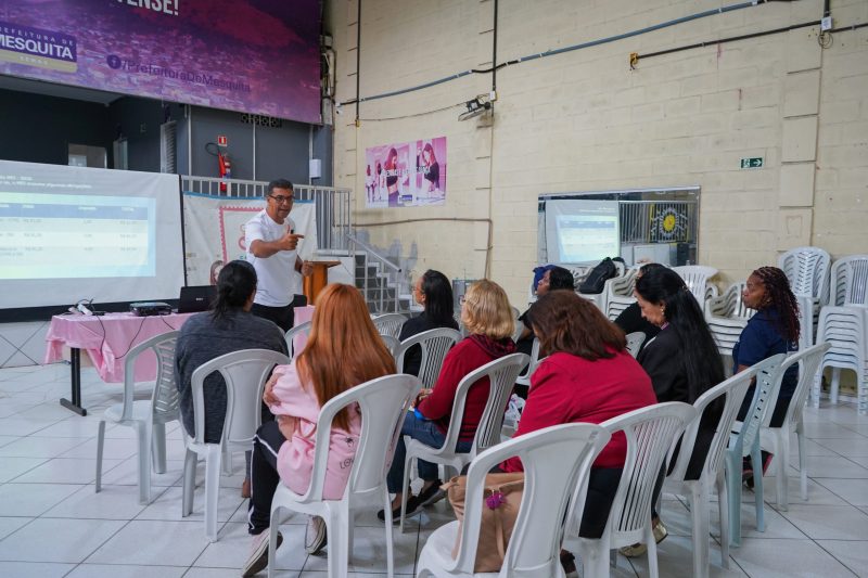Capacitação orienta mulheres sobre como transformar cursos profissionalizantes em negócios