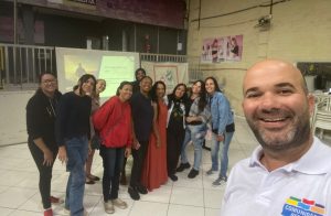 palestra-orienta-mulheres-sobre-empreendedorismo-e-programas-sociais