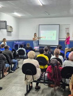 Saúde e autocuidado pautam palestra para alunos da EJA em Mesquita