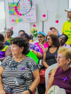 Combate a violência contra idosos no Centro Municipal de Longevidade