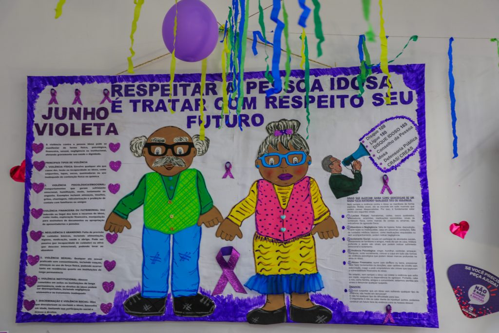 Combate a violência contra idosos no Centro Municipal de Longevidade